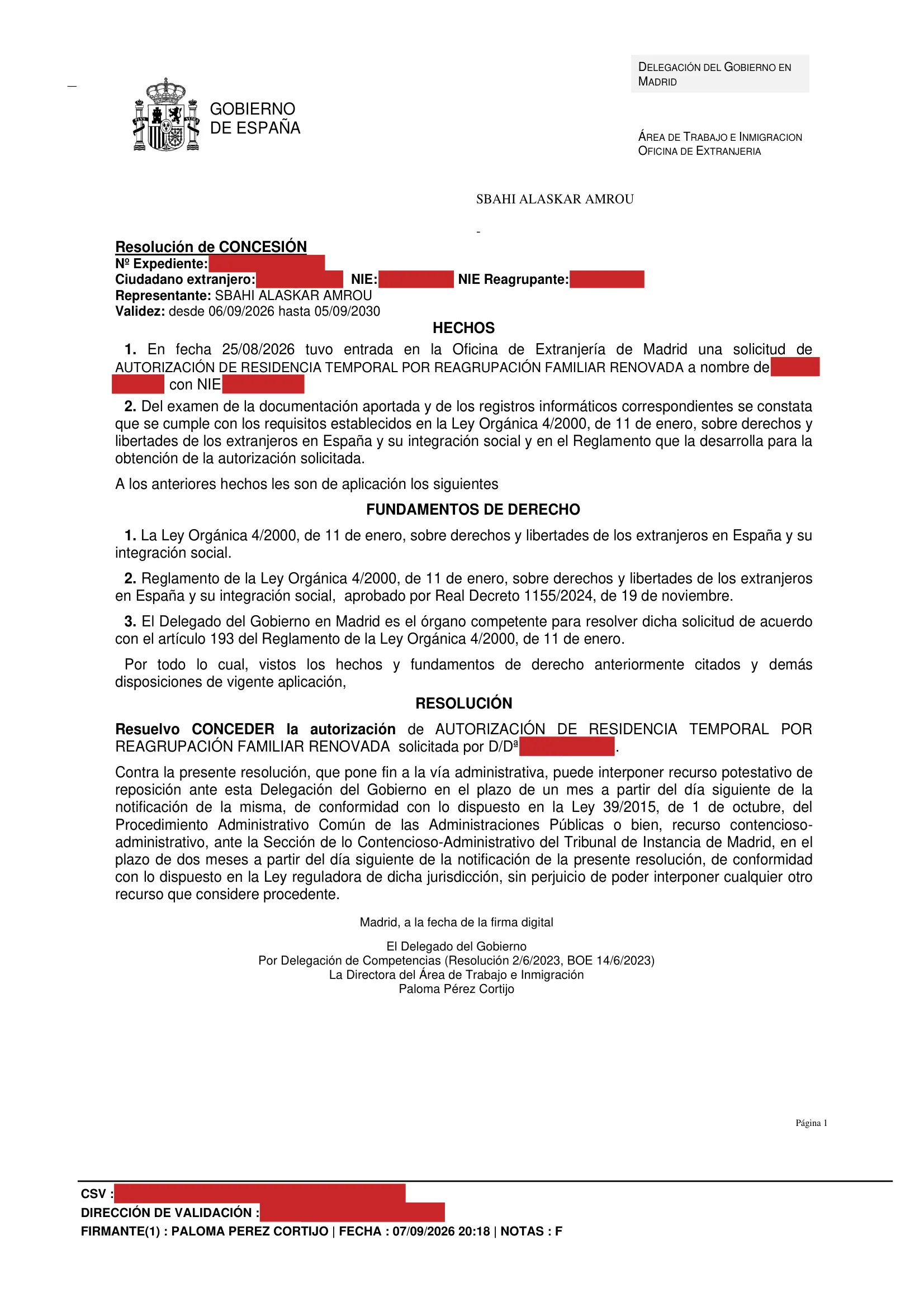 Primera página de la resolución, con los datos personales tapados — 1