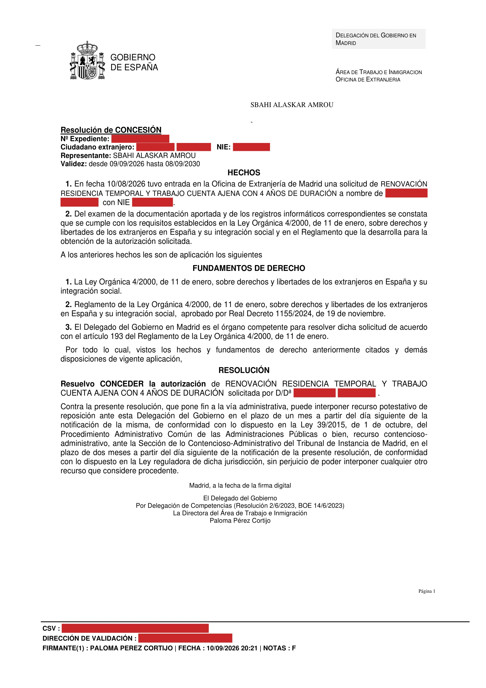 Primera página de la resolución, con los datos personales tapados — 1